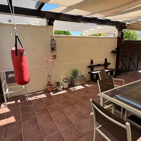 Casa Junto A Campo De Golf Y A 15 Minutos De La Playa